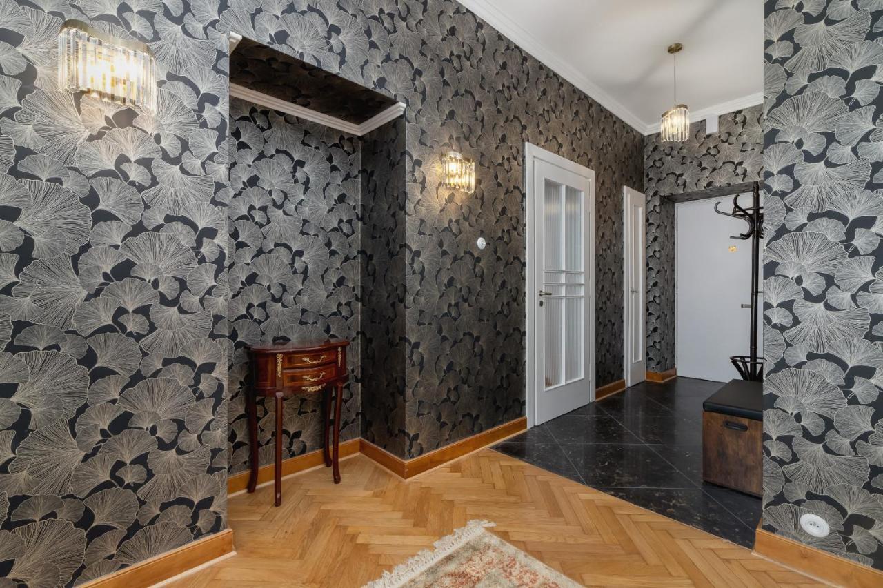 Luxurious & Unique Apartment Mickiewicza Cracow By Renters Prestige Cracovia Esterno foto